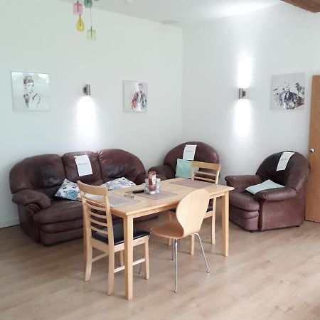 Brook Barn B&B Hale  Buitenkant foto