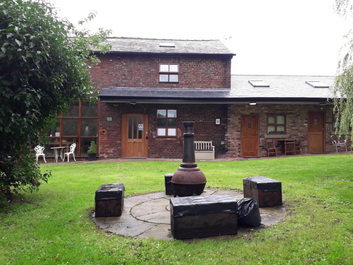 Brook Barn B&B Hale  Buitenkant foto