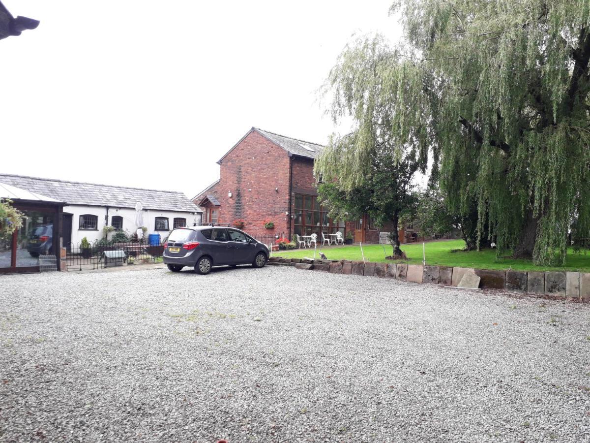 Brook Barn B&B Hale  Buitenkant foto