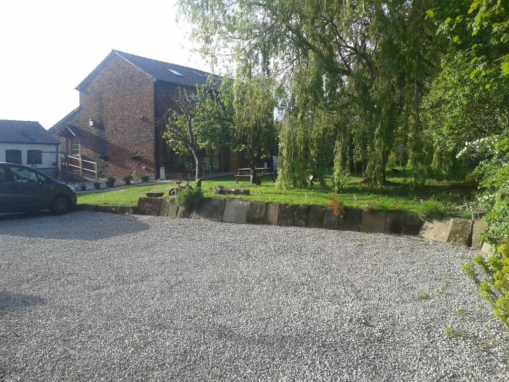 Brook Barn B&B Hale  Buitenkant foto