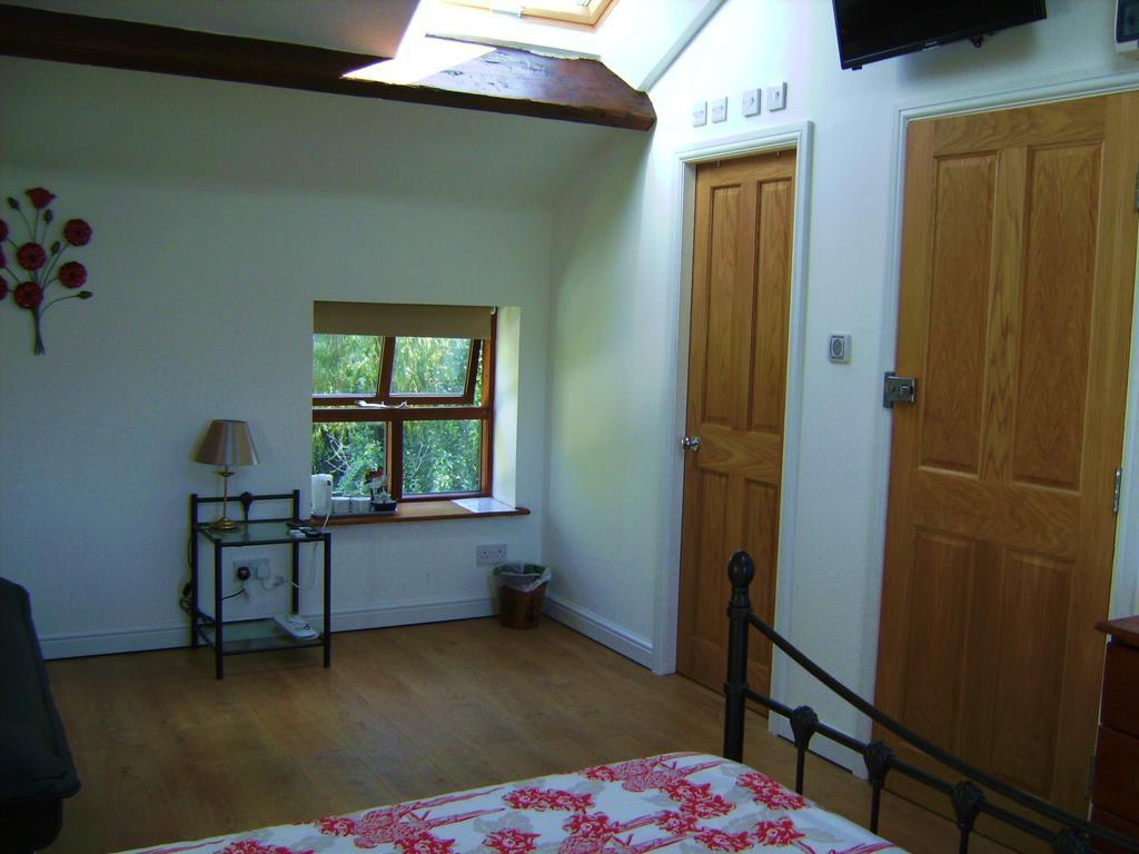 Brook Barn B&B Hale  Kamer foto