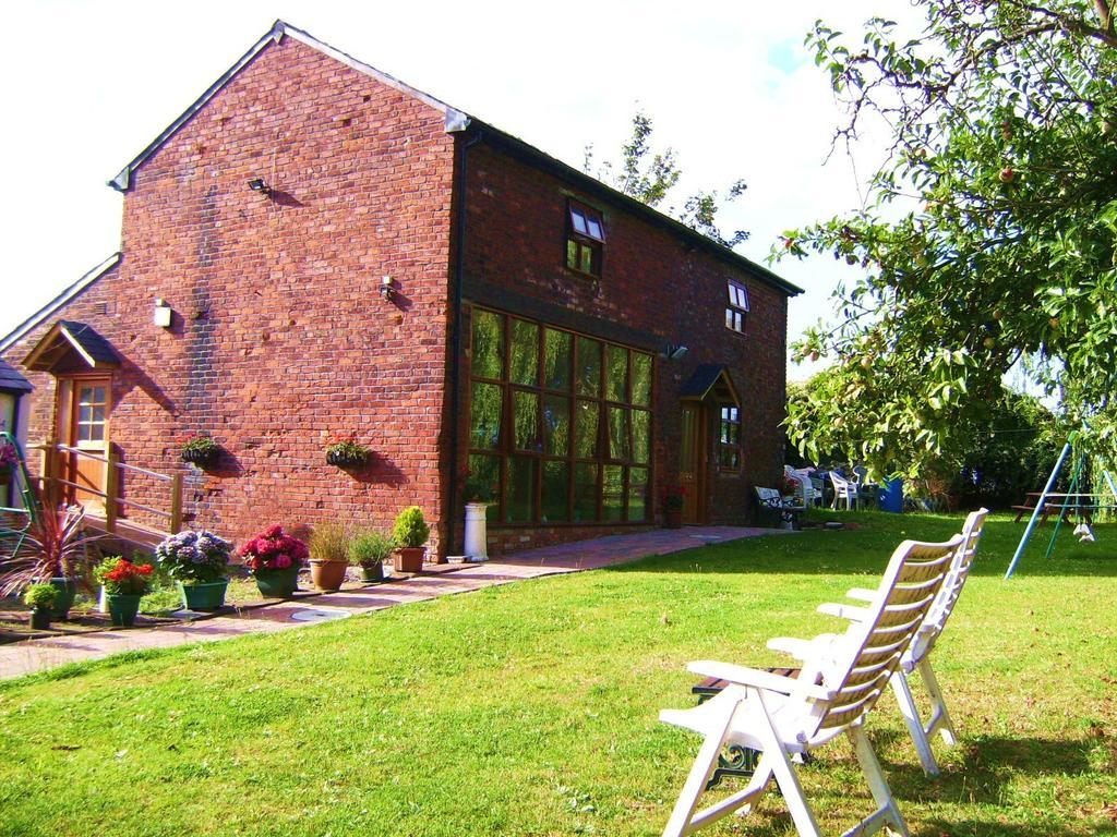 Brook Barn B&B Hale  Buitenkant foto