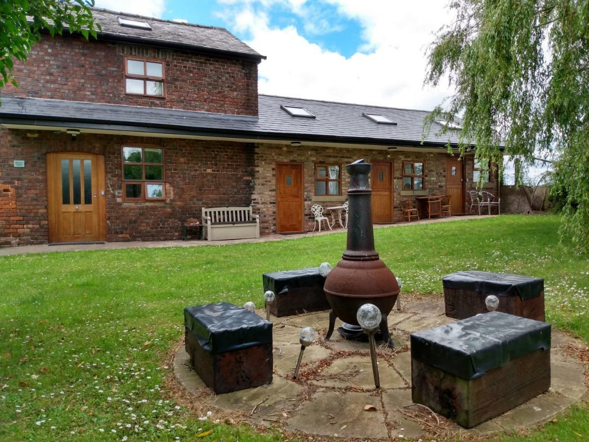 Brook Barn B&B Hale  Buitenkant foto