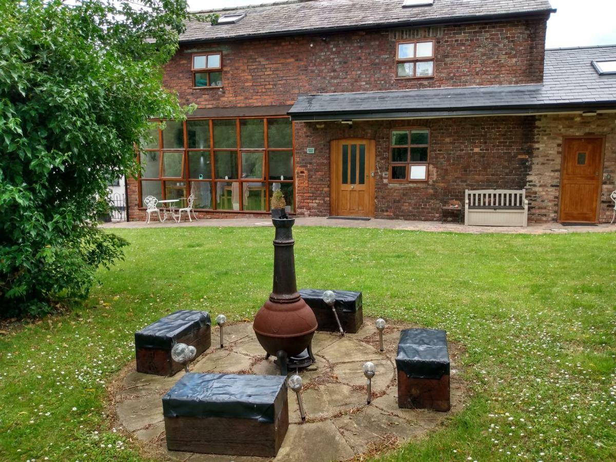 Brook Barn B&B Hale  Buitenkant foto